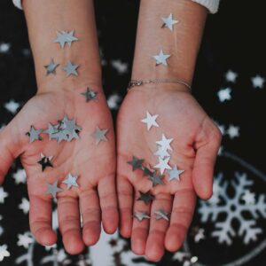 The tiny stars among us